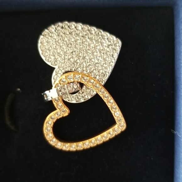 Authentic SWAROVSKI heart charm necklace - Picture 10 of 17